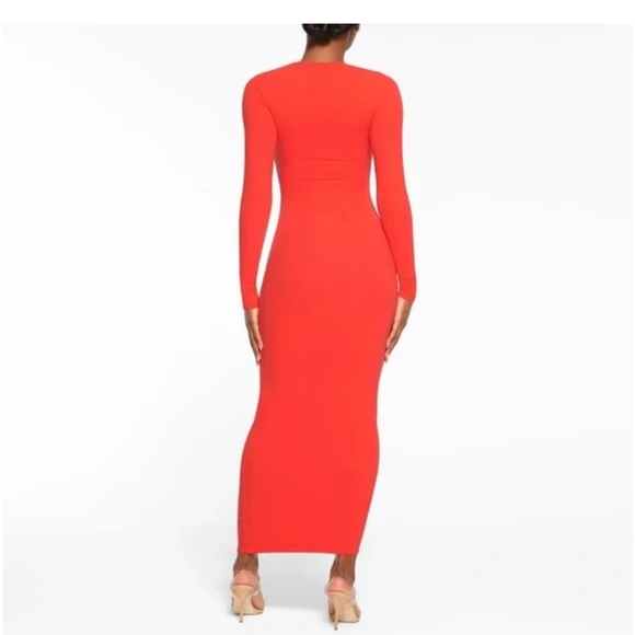 SKIMS NWT Fits Everybody Crew Neck Long Sleeve Dress color-Poppy - Picture 2 of 6